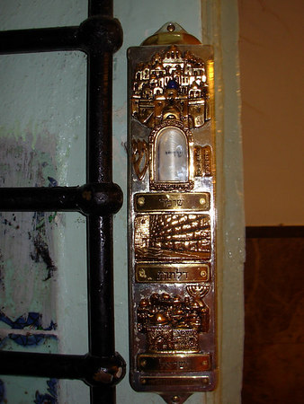 95778631-M.jpg